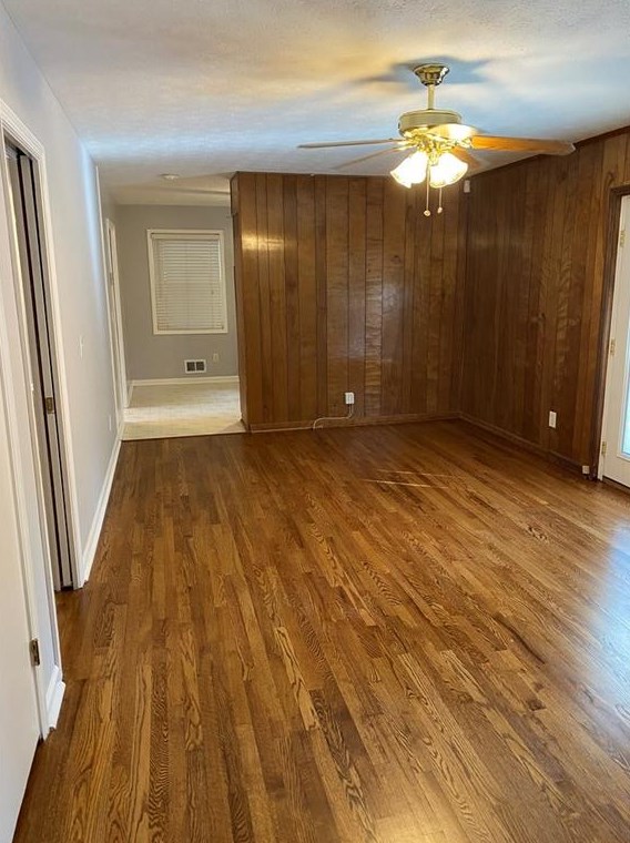 4061 Cooper Lk Rd, Smyrna GA  30082-3328 exterior