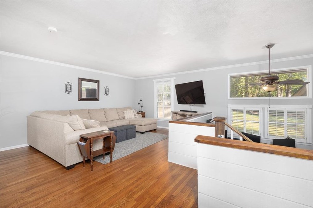 3247 Clearview Dr Sw, Marietta, GA 30060