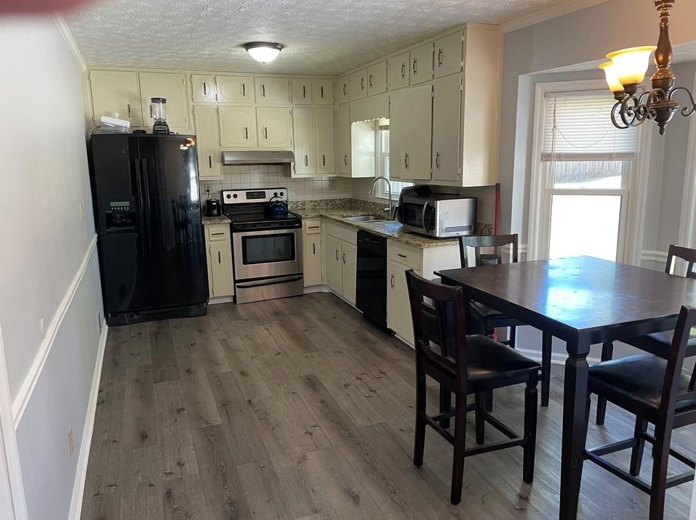106 Arbour Run, Suwanee, GA 30024