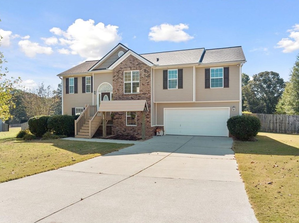 586 Silver Bell Rd, Jefferson, GA 30549