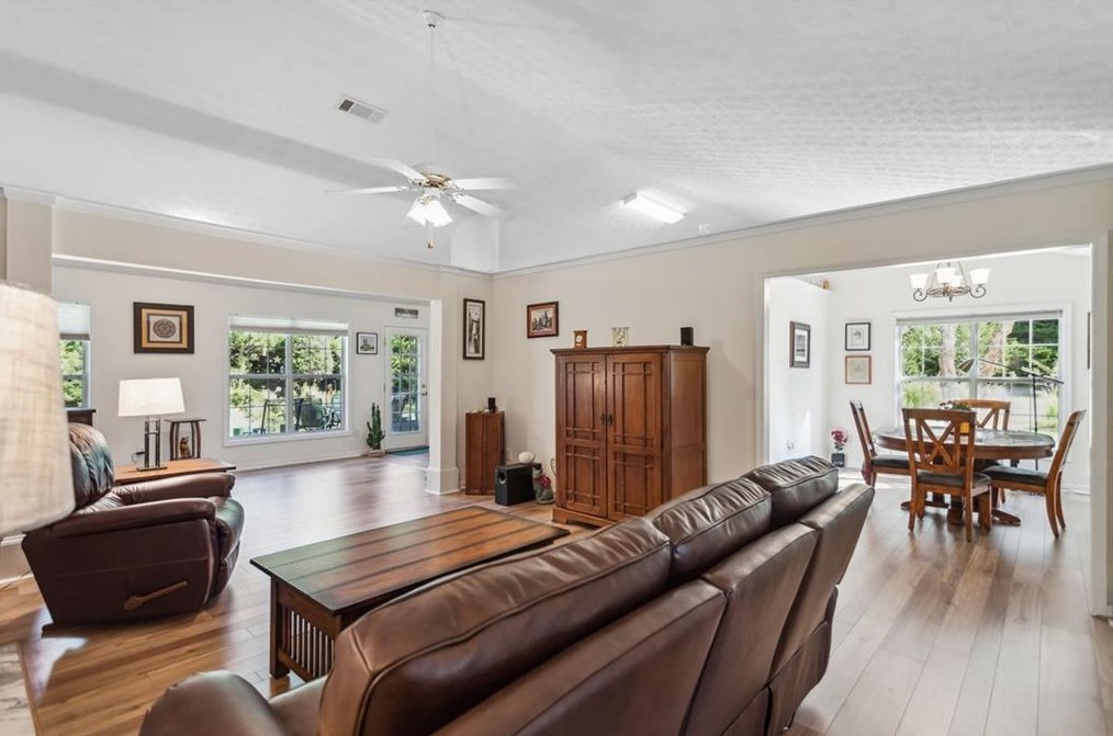2422 Weybridge Ct, Buford, GA 30519