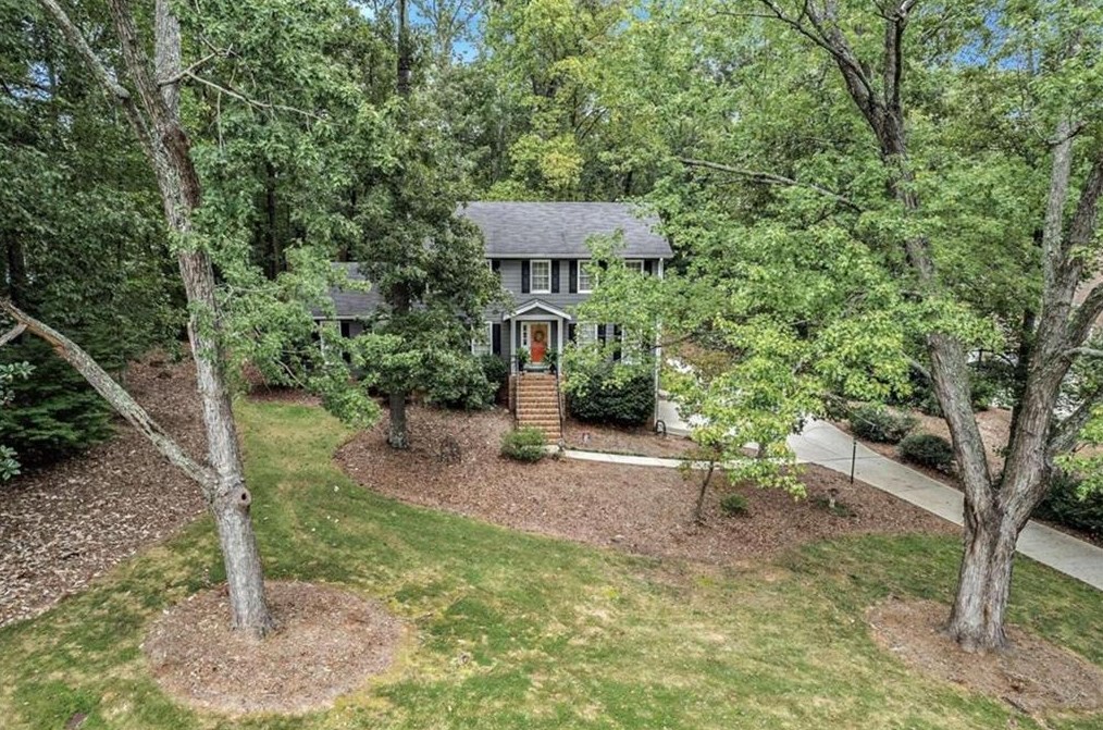 55 Camp Ln, Carrollton, GA 30117
