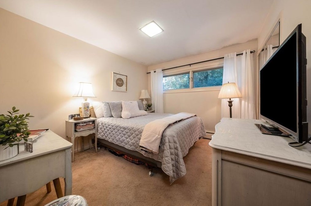 2340 Honeysuckle Ln, Smyrna GA  30080-4614 exterior