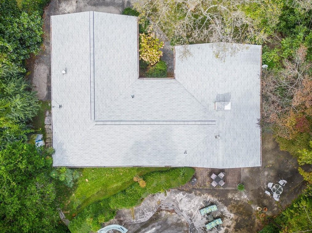 2340 Honeysuckle Ln, Smyrna GA  30080-4614 exterior