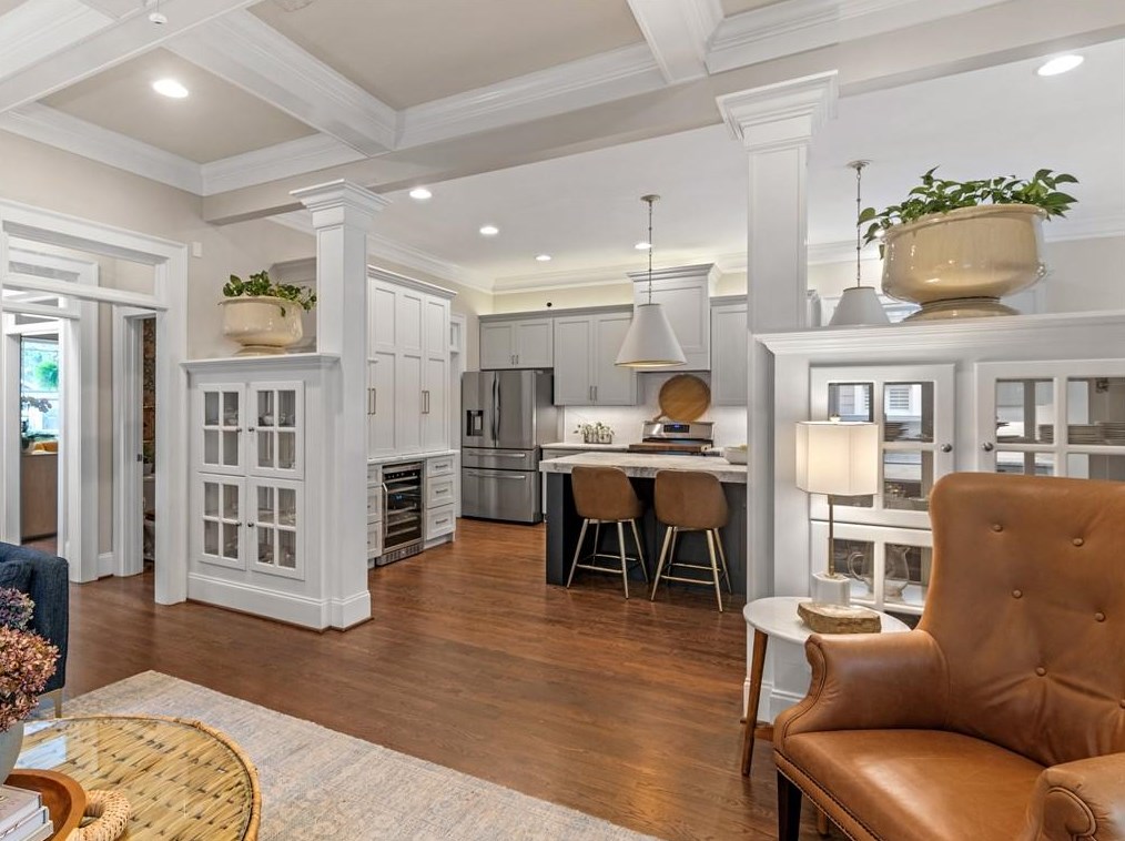 503 Pharr Rd, Decatur GA  30030-4841 exterior