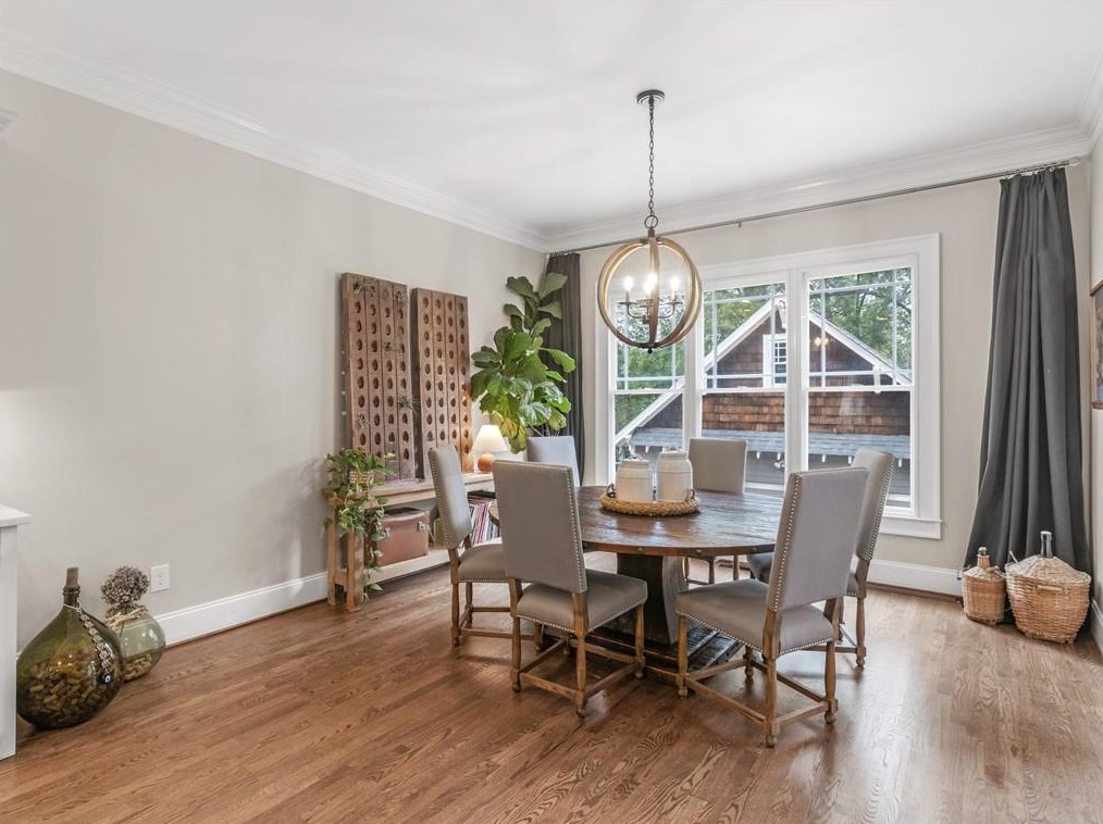 503 Pharr Rd, Decatur GA  30030-4841 exterior