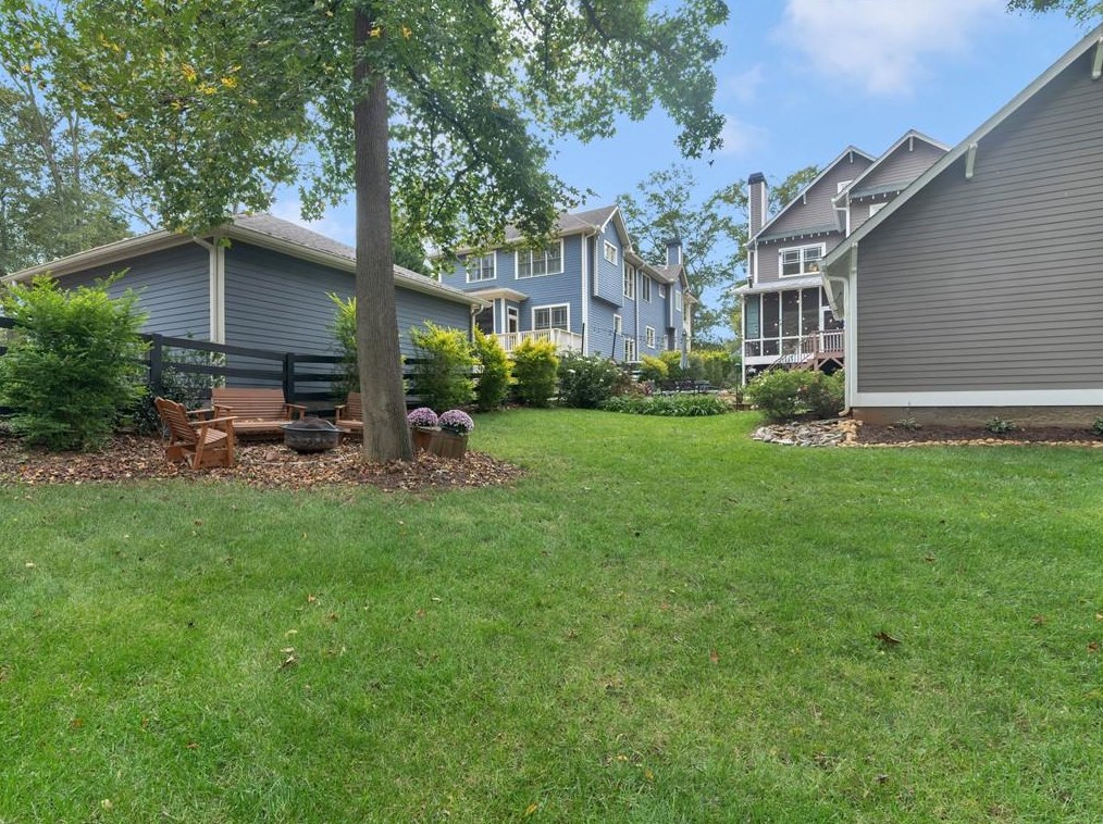 503 Pharr Rd, Decatur GA  30030-4841 exterior