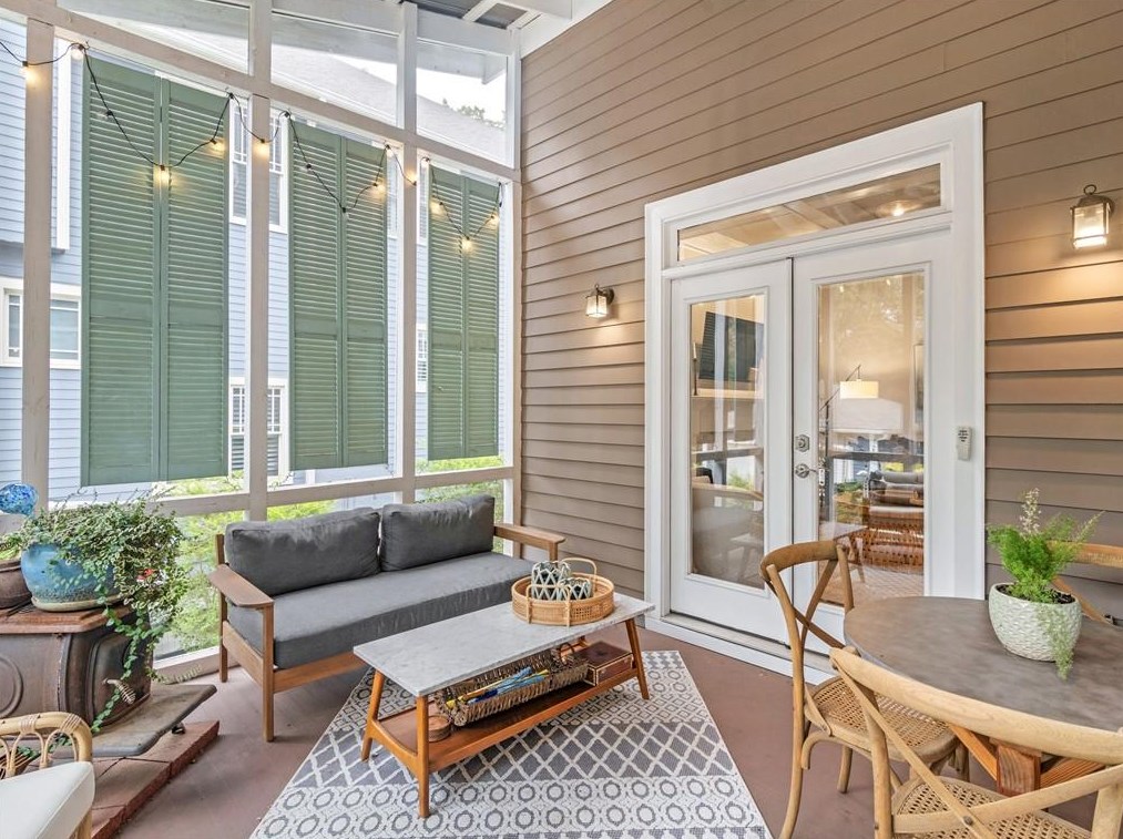 503 Pharr Rd, Decatur GA  30030-4841 exterior