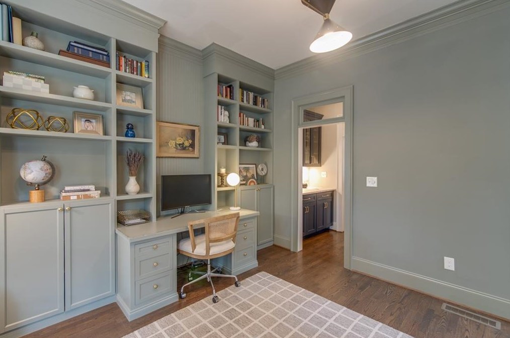 503 Pharr Rd, Decatur GA  30030-4841 exterior