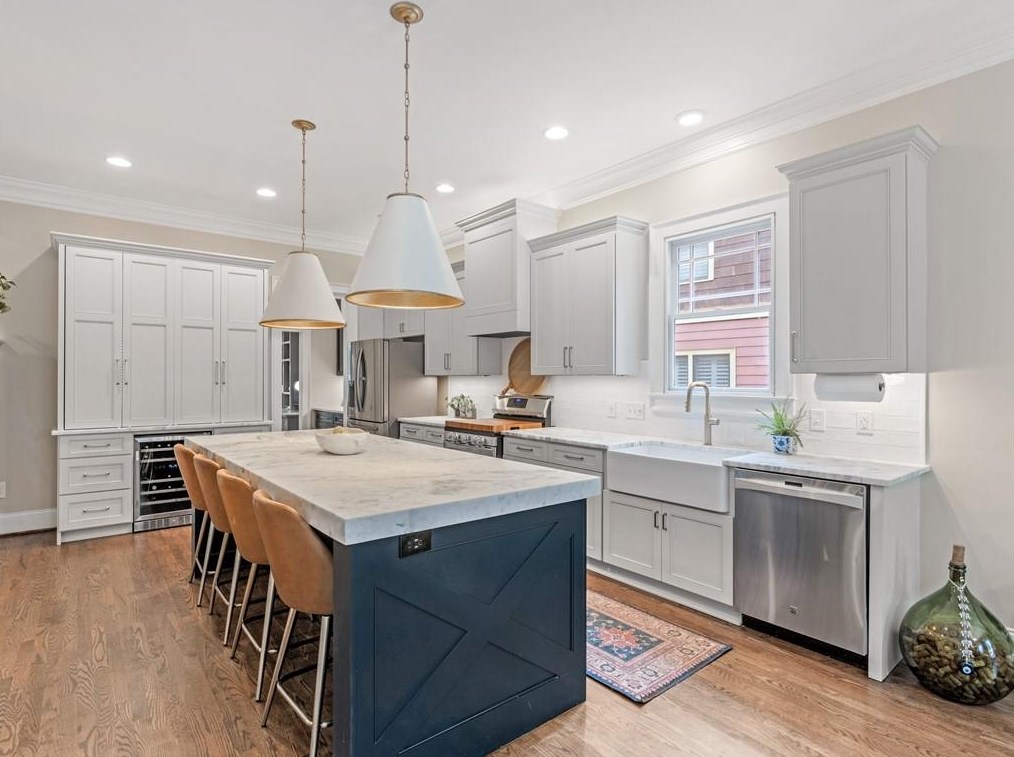 503 Pharr Rd, Decatur GA  30030-4841 exterior