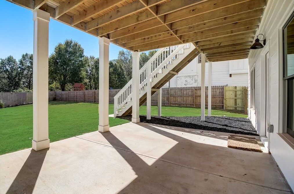 2183 Oakview Rd, Atlanta GA  30317-0026 exterior