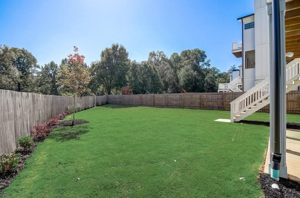 2183 Oakview Rd, Atlanta GA  30317-0026 exterior