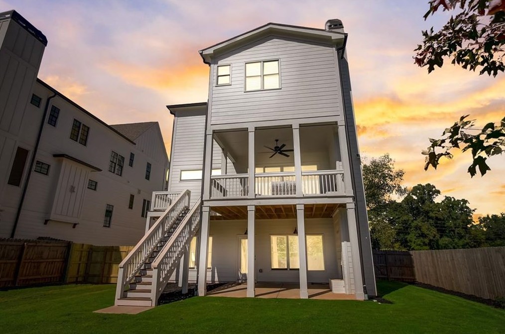 2183 Oakview Rd, Atlanta GA  30317-0026 exterior