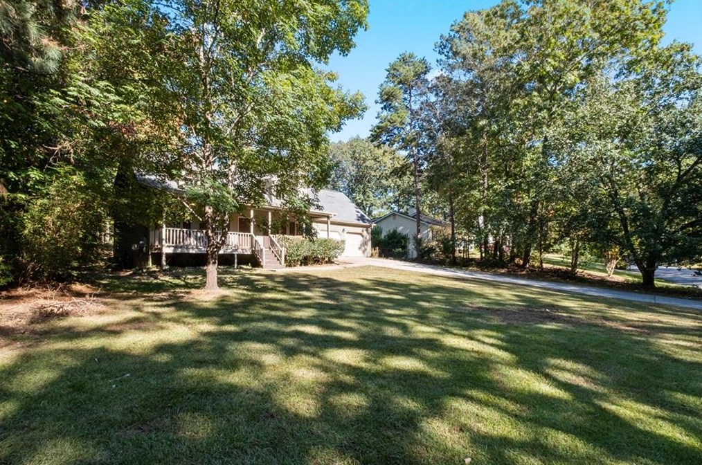 2118 Gray Meadow Dr, Grayson, GA 30017-1395