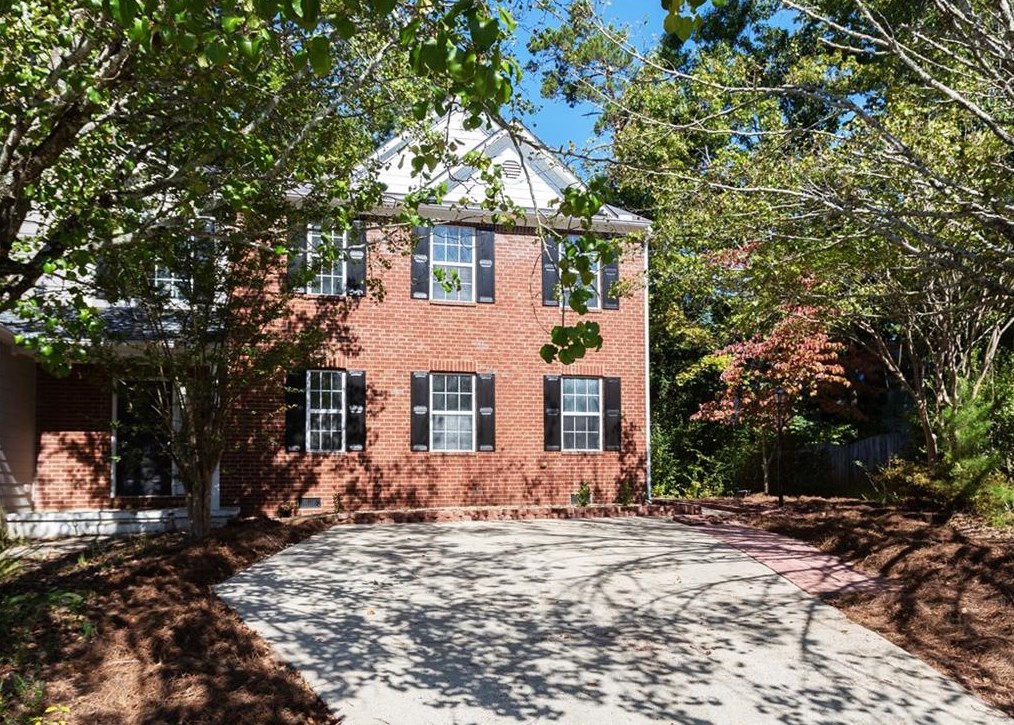 4298 Thorngate Ct, Acworth, GA 30101
