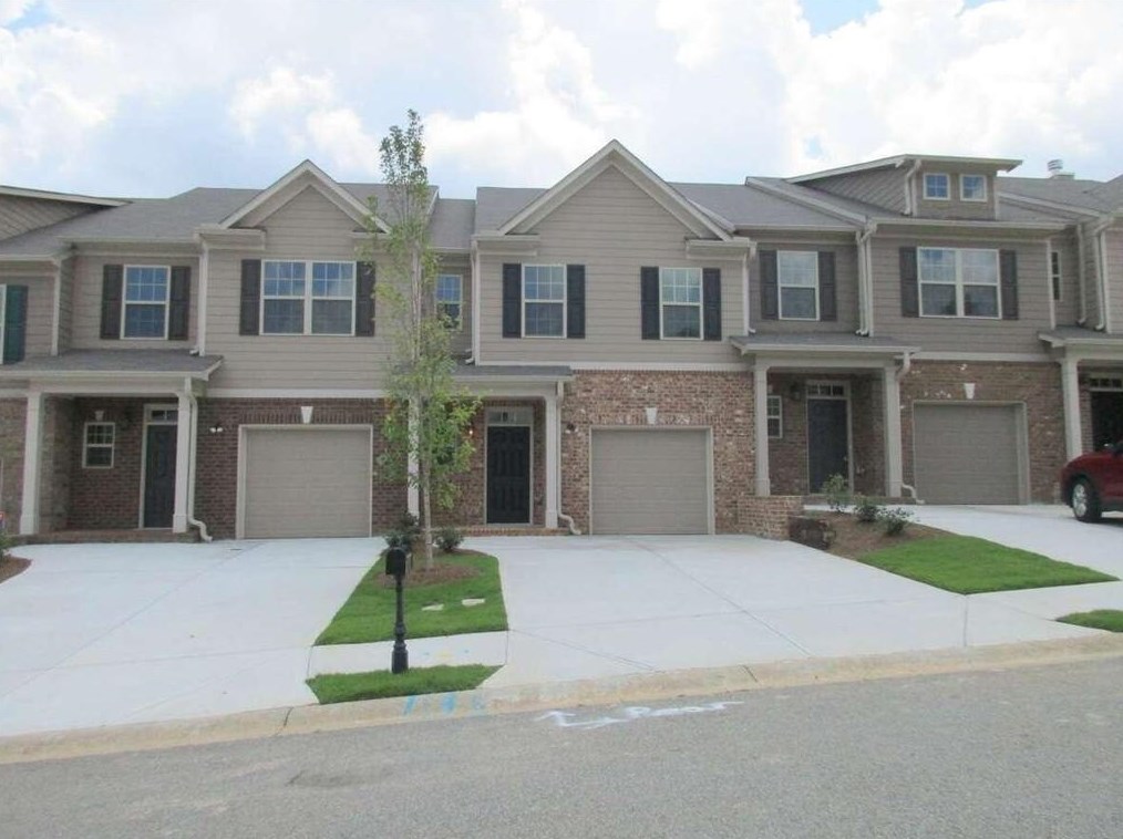2723 Morgan Glen Rd, Buford, GA 30519