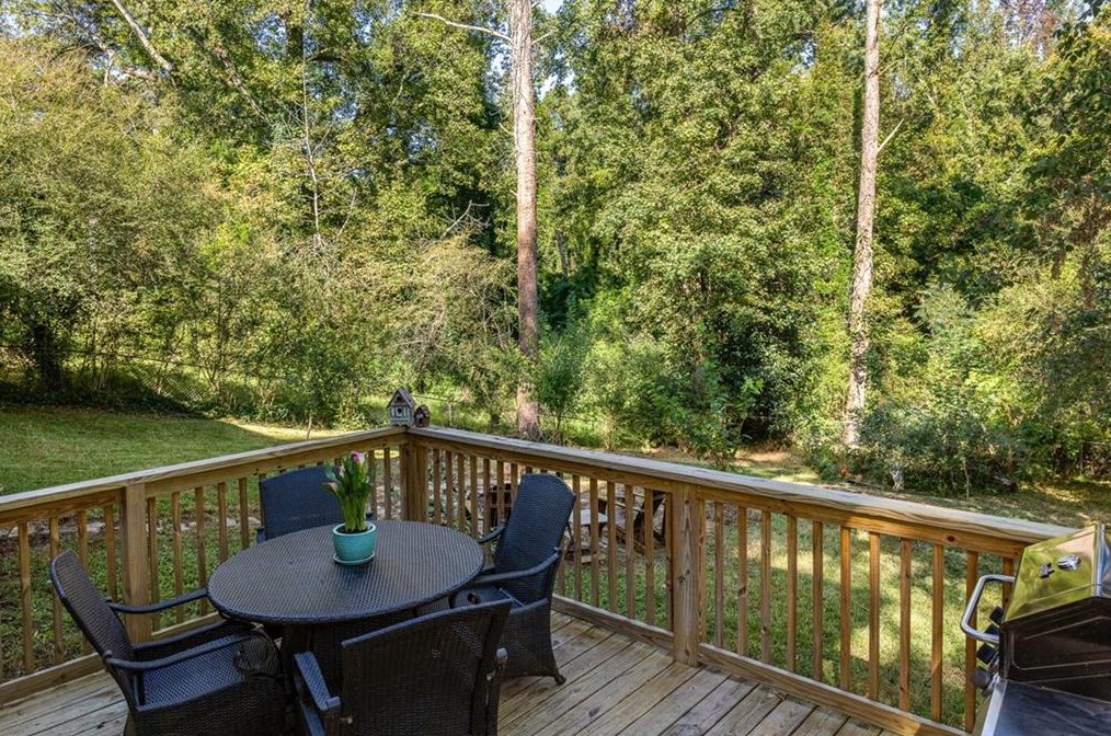 3076 Glendale Ct, Decatur GA  30032-5802 exterior