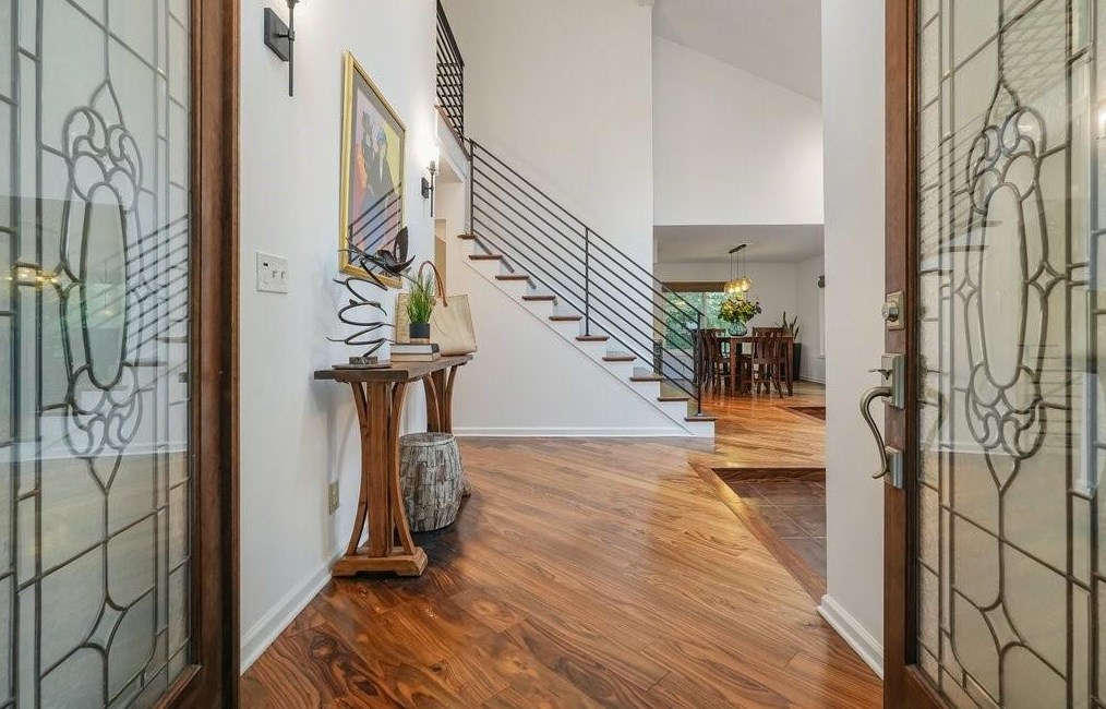 200 Watergate Dr, Roswell, GA 30076-3255