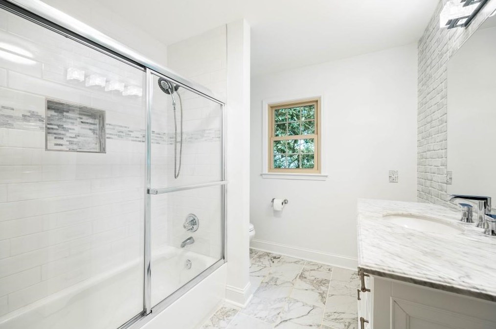 5316 Trowbridge Dr, Atlanta GA 30338-3621 exterior