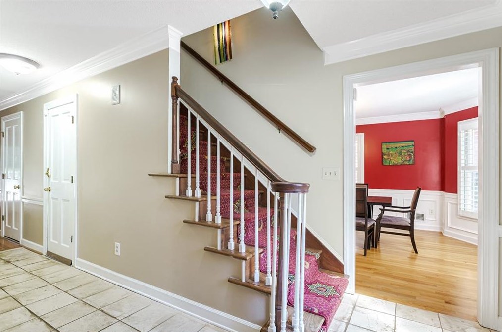 3100 Queens Walk, Atlanta GA  30345-2165 exterior