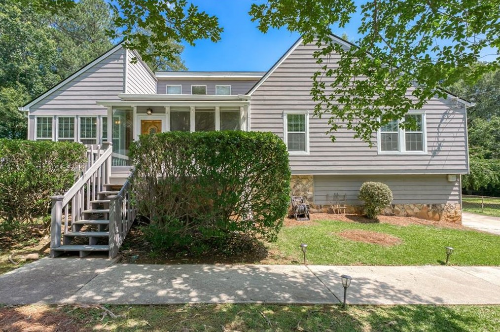 4456 Cedar Gln, Stone Mountain, GA 30083-1881