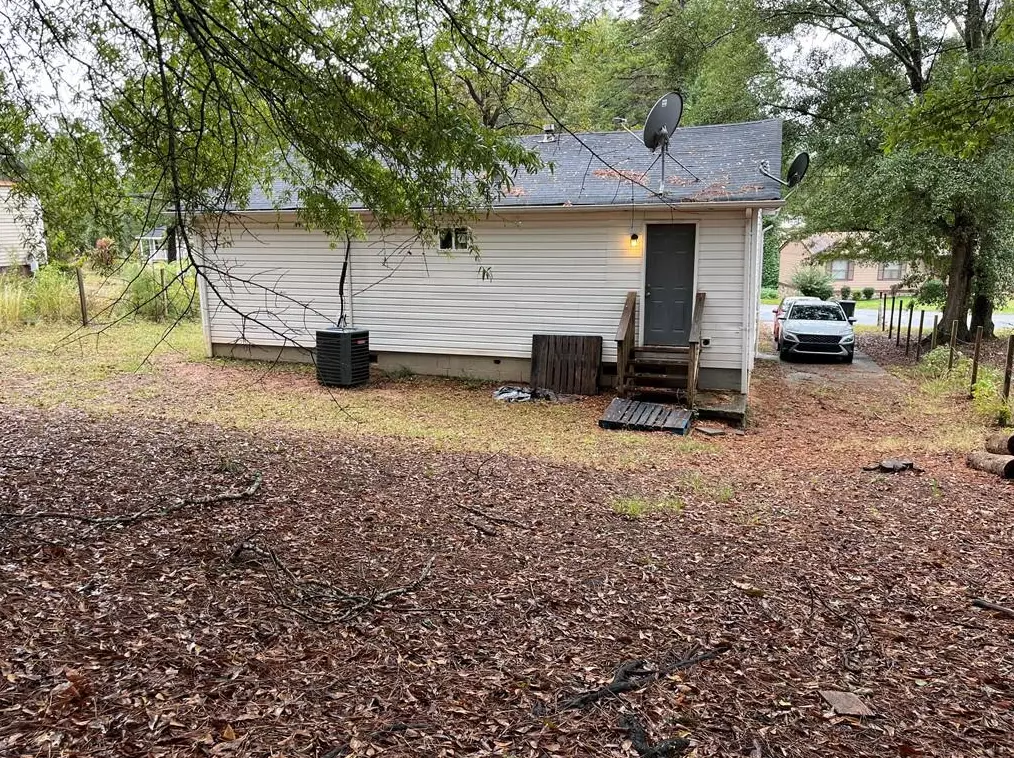 1322 Ridgeview Dr, Griffin, GA 30223