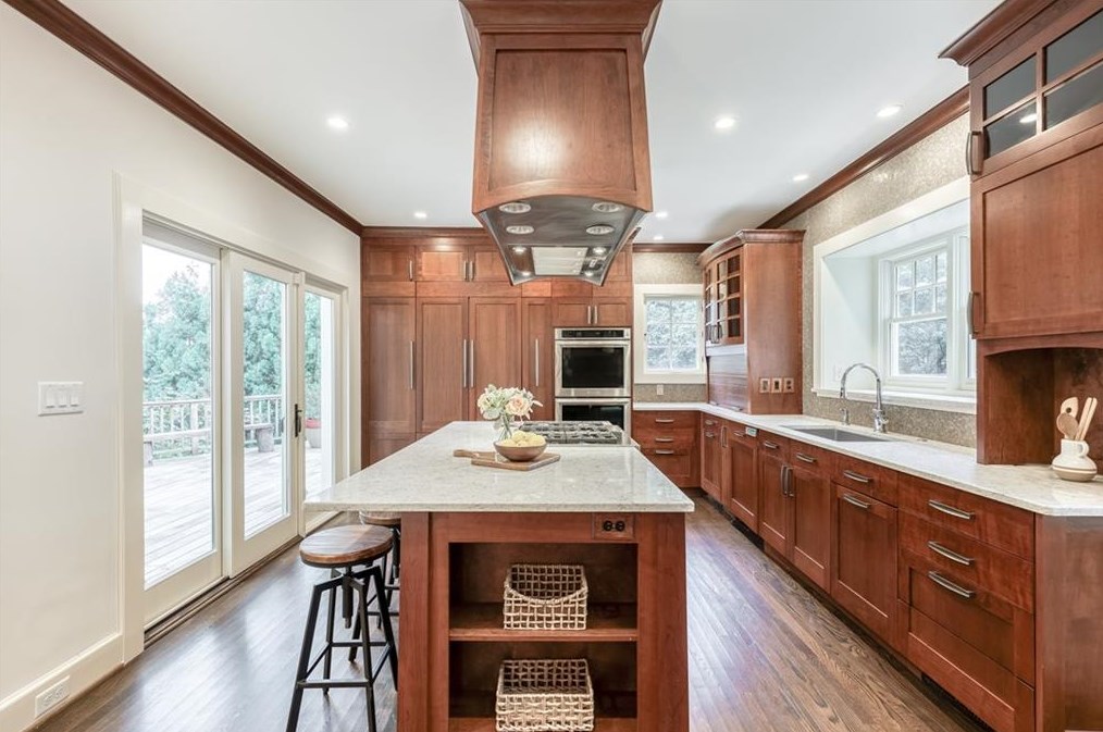 1171 Zimmer Dr, Atlanta GA  30306-3320 exterior