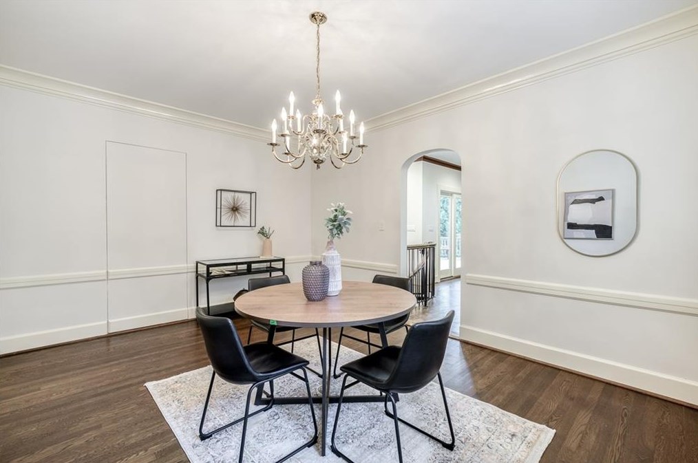 1171 Zimmer Dr, Atlanta GA  30306-3320 exterior