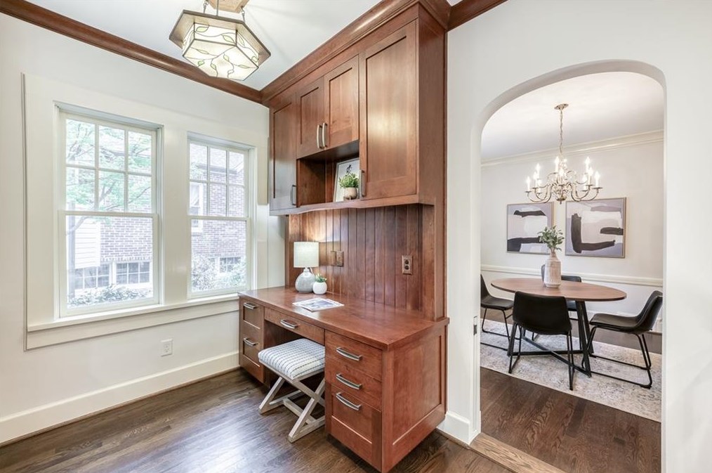 1171 Zimmer Dr, Atlanta GA  30306-3320 exterior