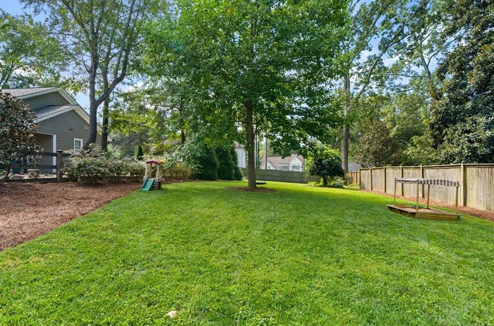 1150 Fleming St, Smyrna GA  30080-1924 exterior