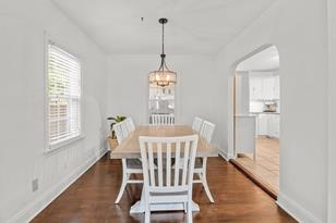 1477 Deerwood Dr - Photo 8