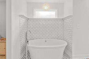 1477 Deerwood Dr - Photo 12