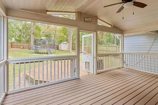 1477 Deerwood Dr - Photo 22