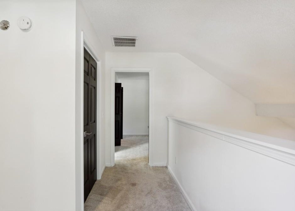 1033 Creatwood Cir, Smyrna GA  30080-8212 exterior