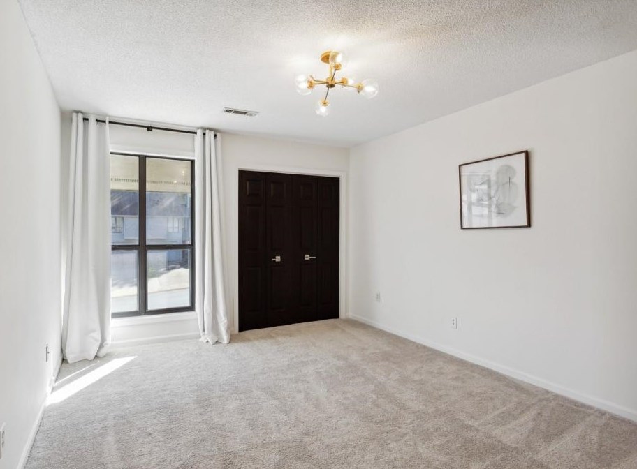 1033 Creatwood Cir, Smyrna GA  30080-8212 exterior