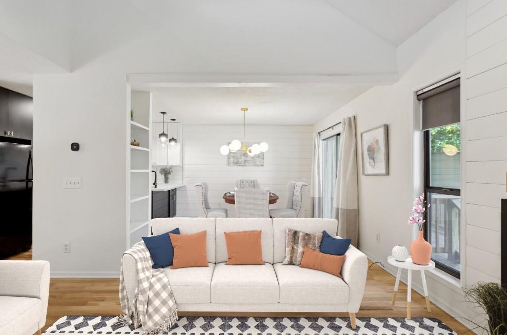 1033 Creatwood Cir, Smyrna GA  30080-8212 exterior