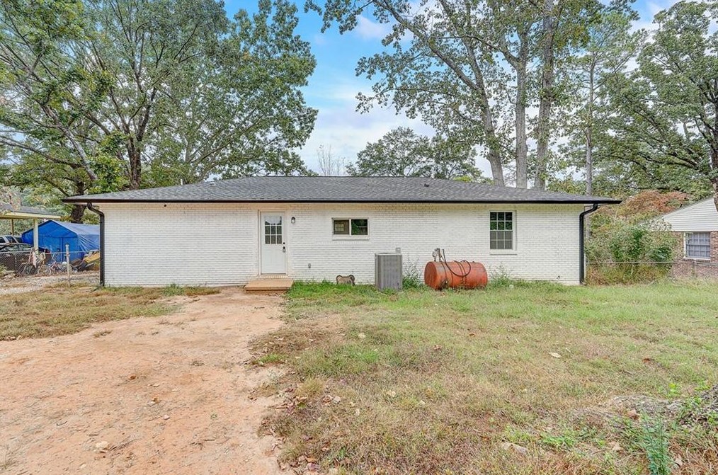 2952 Mustang Dr, Gainesville GA 30507-7960 exterior