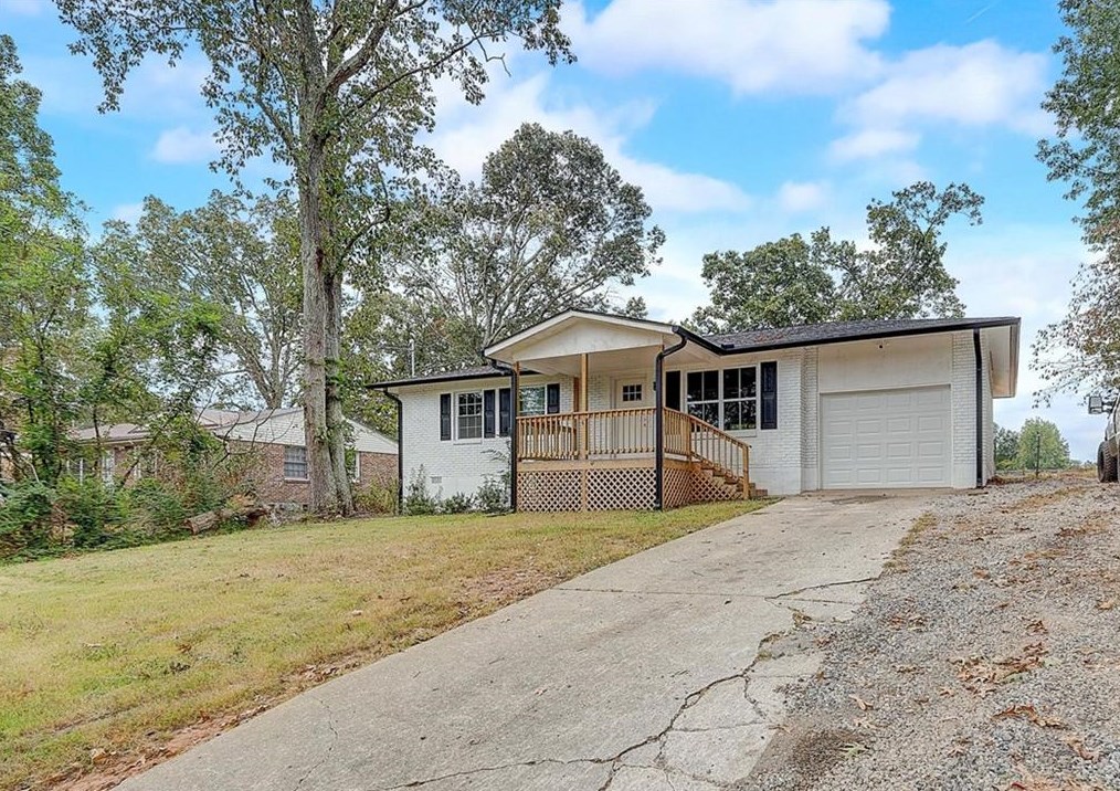 2952 Mustang Dr, Gainesville, GA 30507-7960