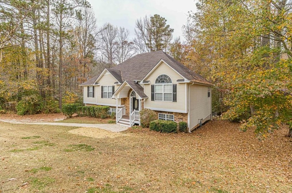 235 Wisteria Dr, Hiram, GA 30141