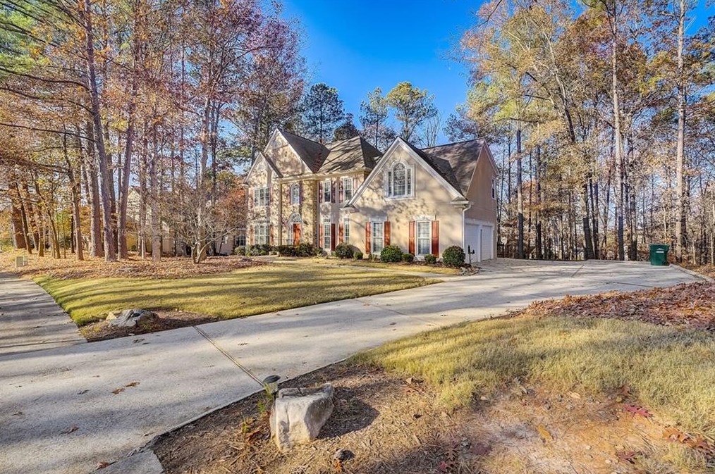 3500 Vintage Trl, Holly Springs, GA 30189-8146