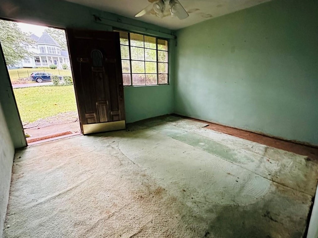 1855 Butlers Ln, Decatur GA  30033-4001 exterior