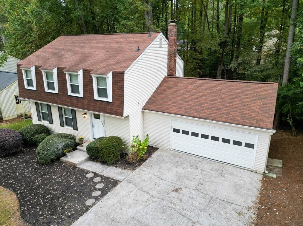125 N Pond Way, Roswell, GA 30076