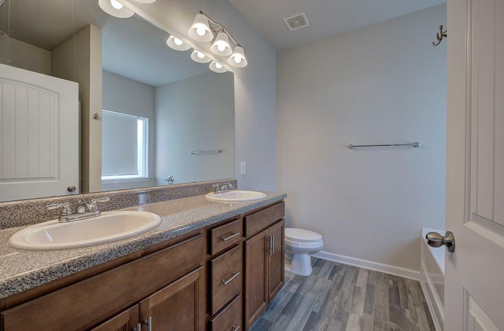 16 Brandon Ln, Rome GA  30165-6689 exterior