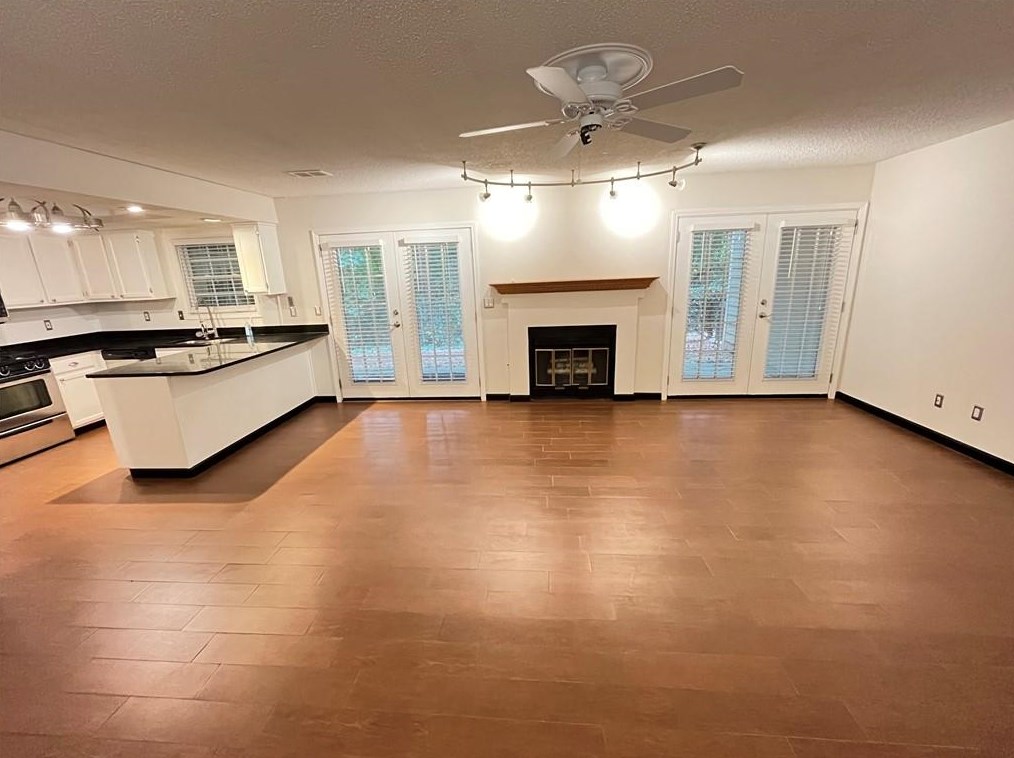 31 Doranne Ct Se, Smyrna, GA 30080