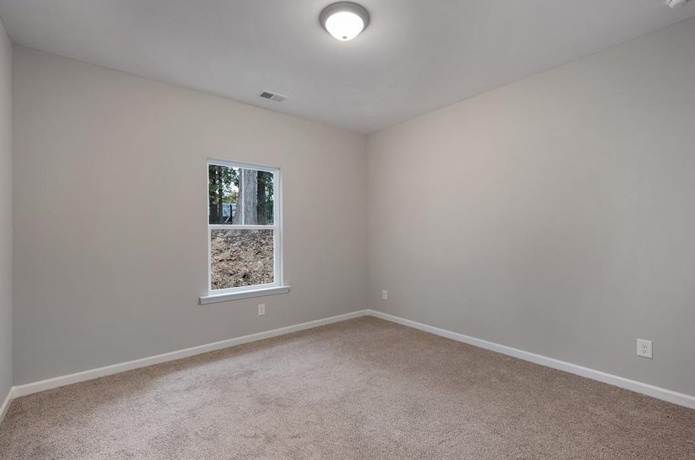 564 Oakland Dr, Calhoun GA 30701-4269 exterior