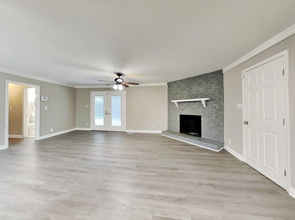 3160 E Chapel Cir, Decatur, GA 30034