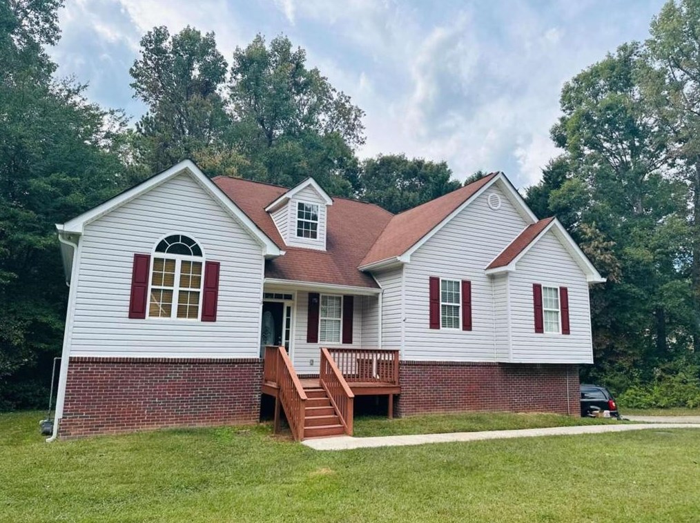 185 White Oak Ct, Carrollton, GA 30116