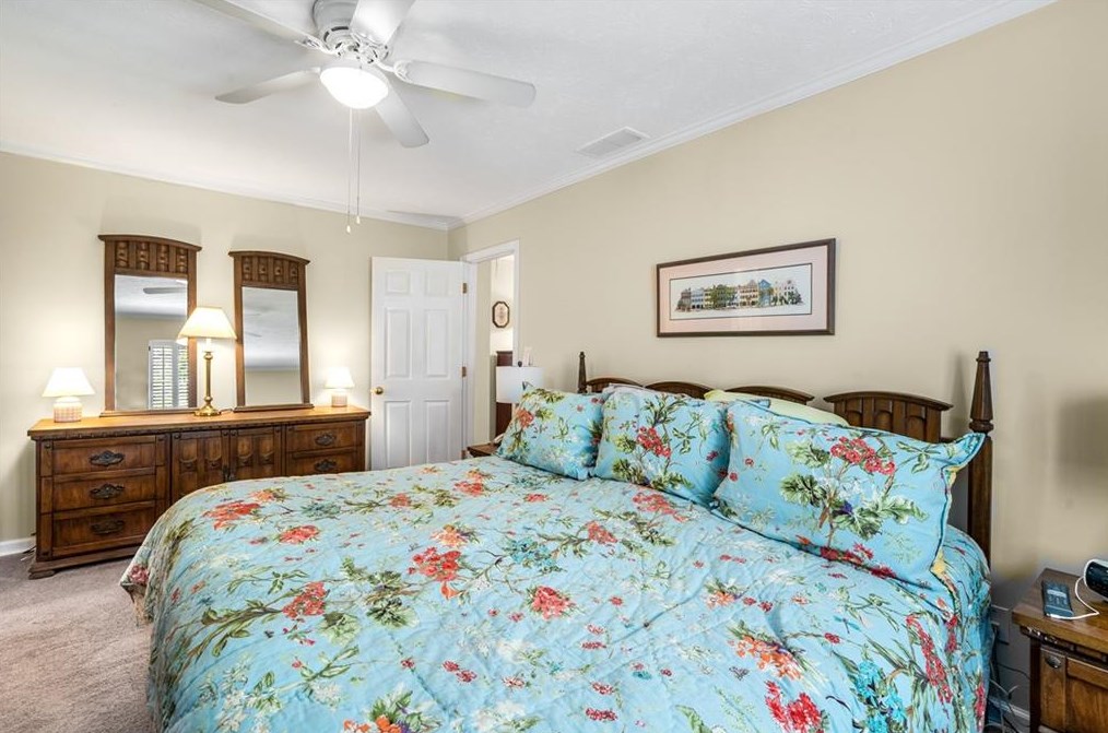 1 Westchester Sq, Decatur GA  30030-2370 exterior