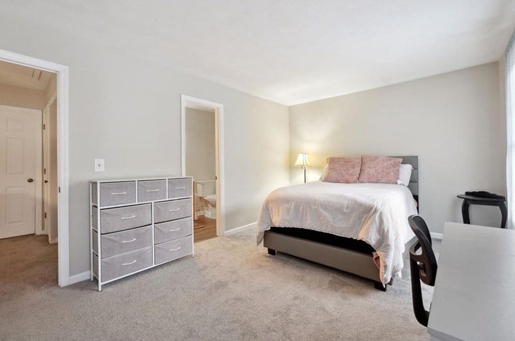 1021 Windy Oaks Ct, Smyrna GA  30080-2243 exterior