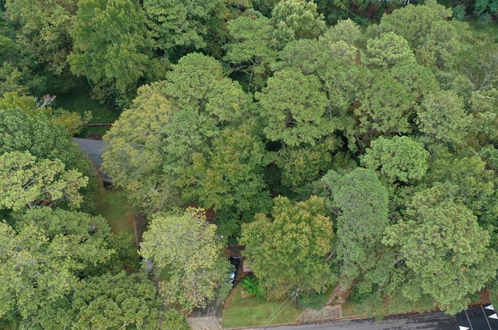 942 Porter Rd, Decatur GA  30032-1767 exterior